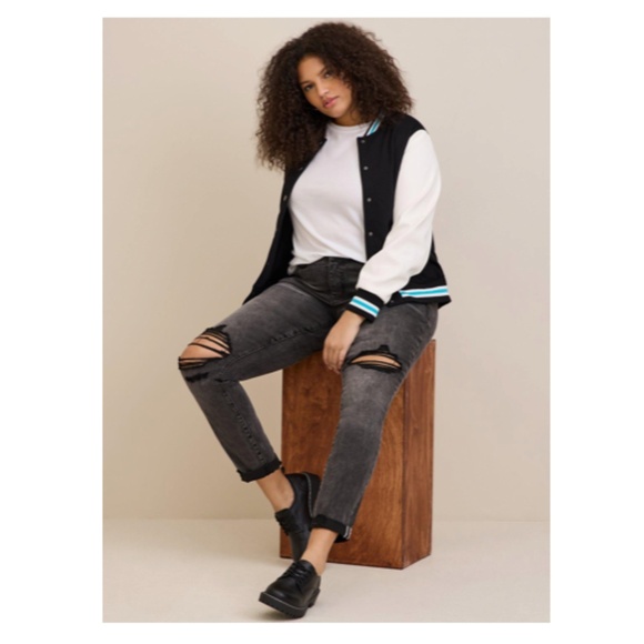 TORRID Black Distressed Boyfriend Straight Vintage Stretch Jeans Size 14S - Picture 4 of 14